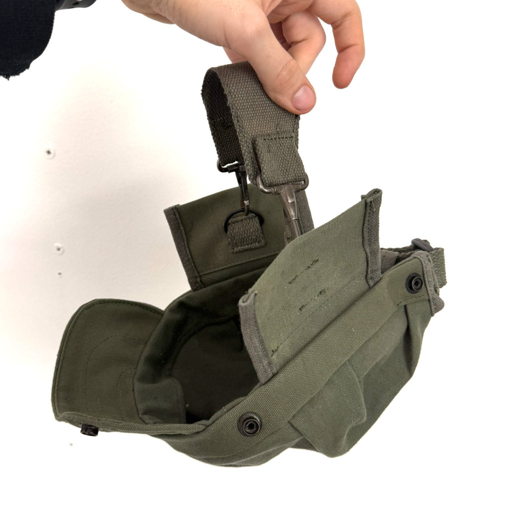 "Button" Utility cap